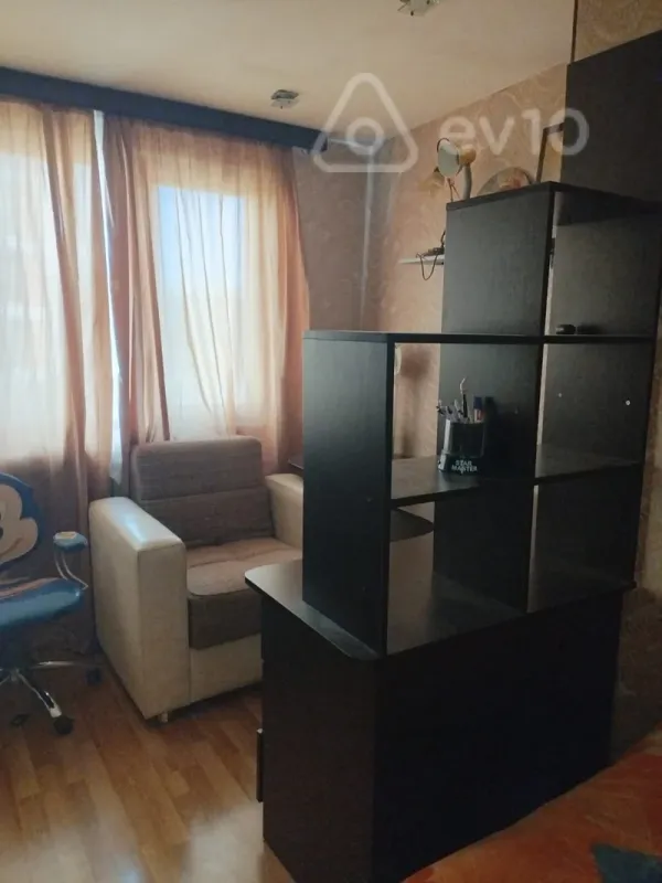 Kirayə verilir 3 otaqlı köhnə tikili 65 m²