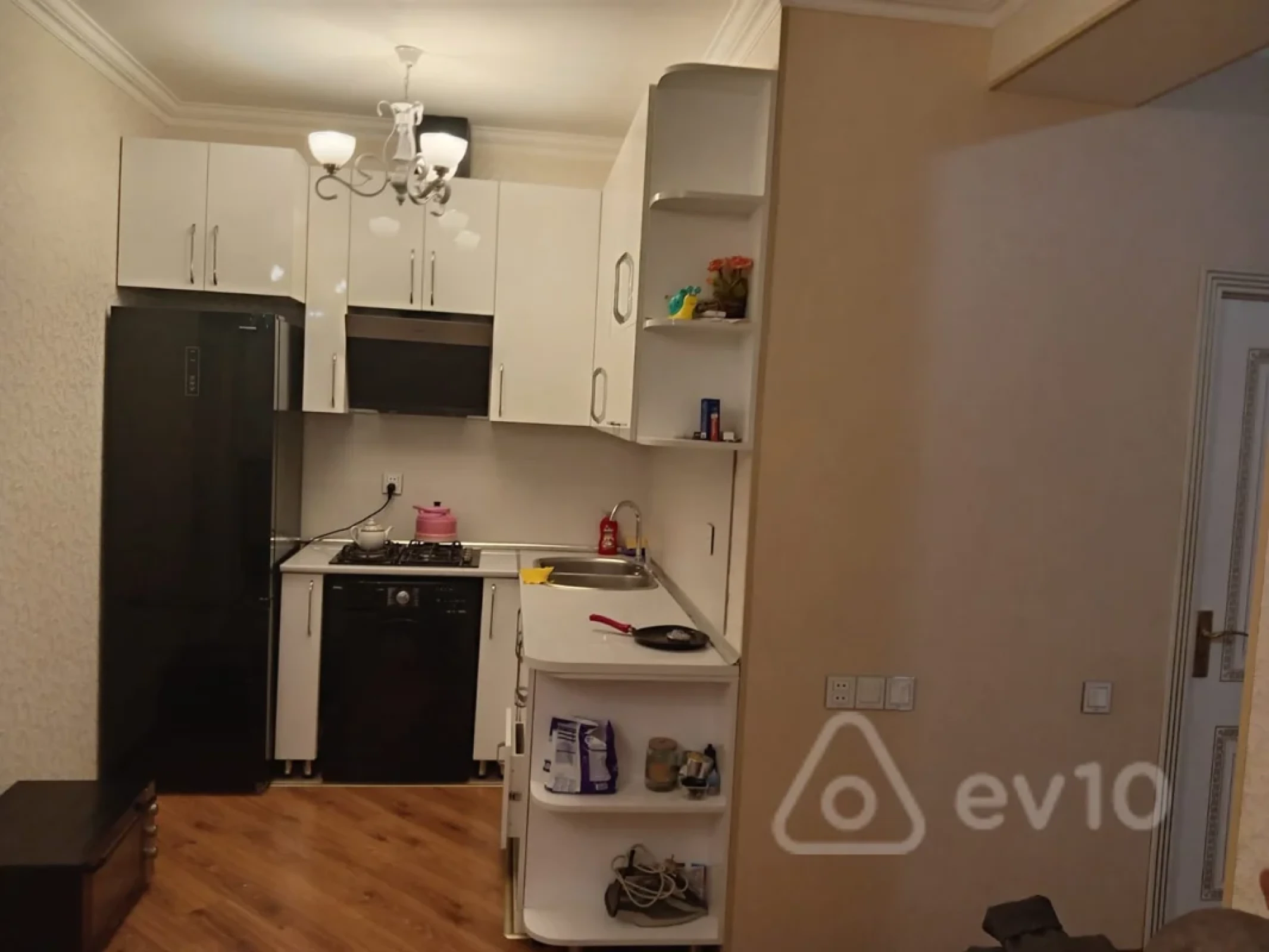 Kirayə verilir 3 otaqlı yeni tikili 70 m²