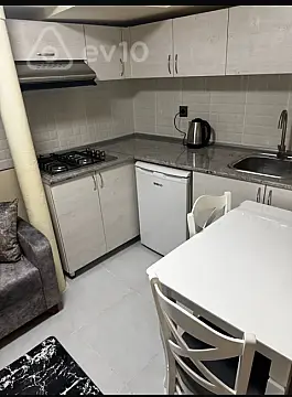 Kirayə verilir 2 otaqlı yeni tikili 33 m²