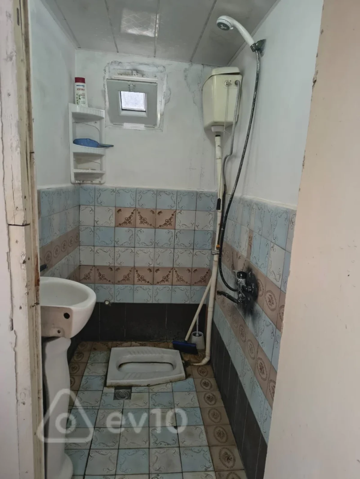 Kirayə verilir 1 otaqlı həyət evi 20 m²