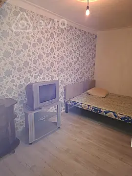 Kirayə verilir 2 otaqlı köhnə tikili 50 m²