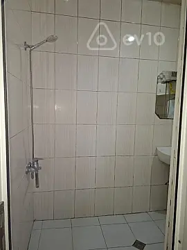Kirayə verilir 2 otaqlı köhnə tikili 50 m²