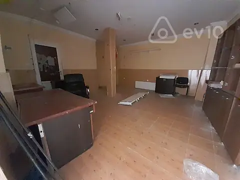 Kirayə verilir mənzil 200 m²