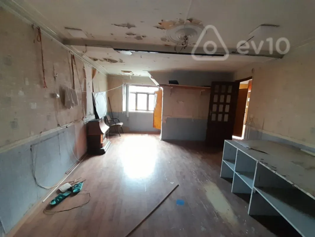 Kirayə verilir mənzil 200 m²