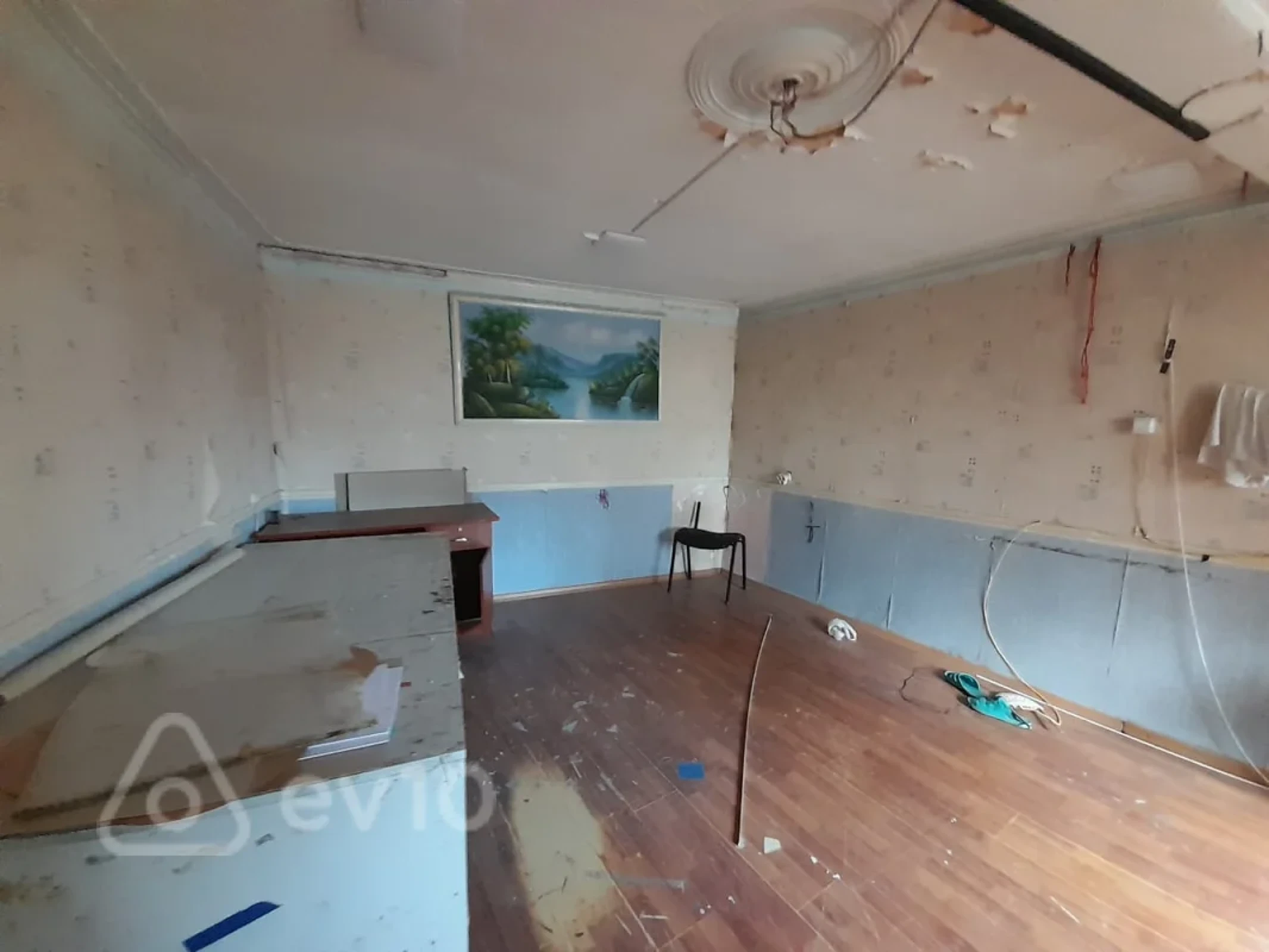 Kirayə verilir mənzil 200 m²