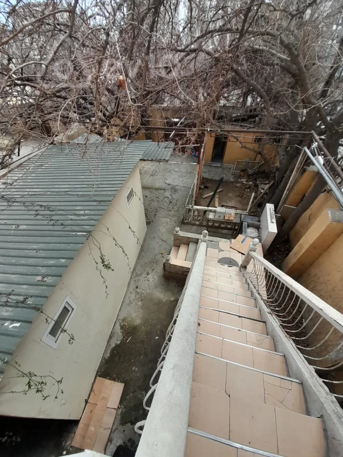 Kirayə verilir mənzil 200 m²