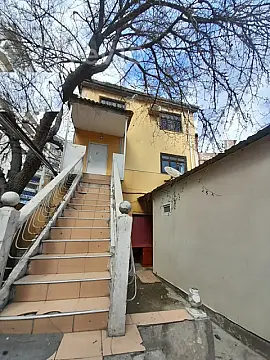 Kirayə verilir mənzil 200 m²