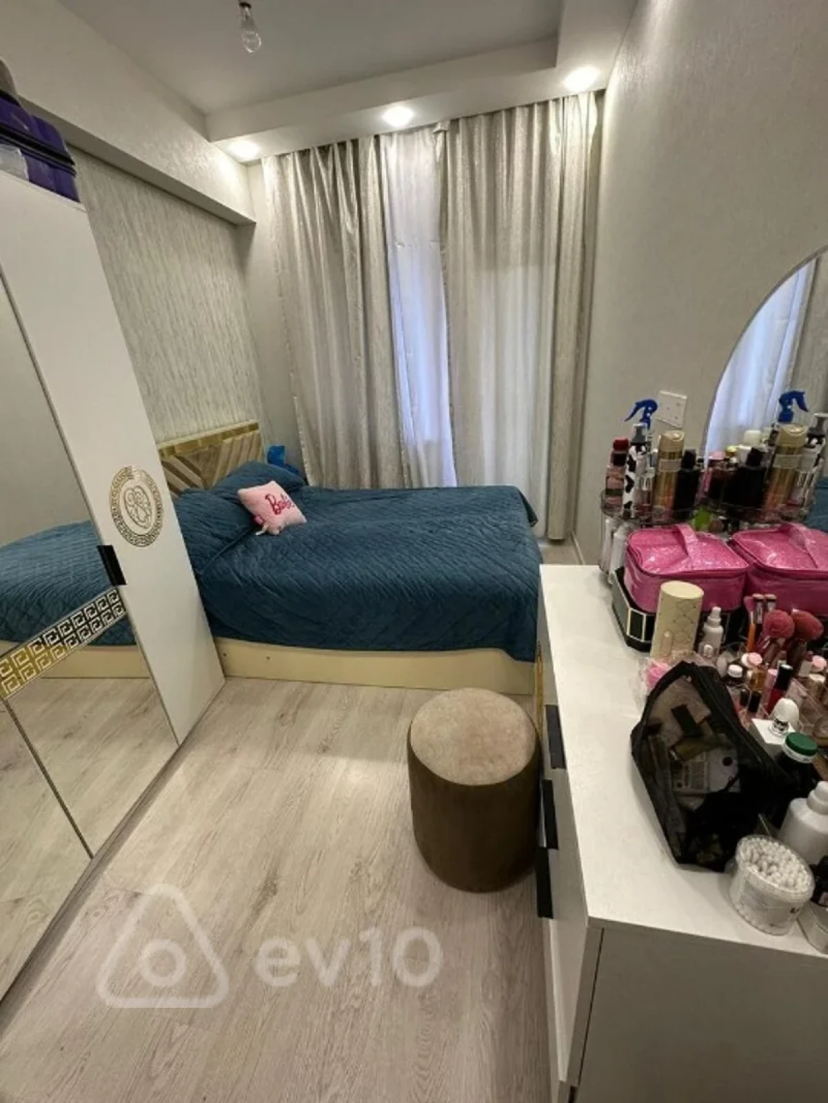 Kirayə verilir 2 otaqlı yeni tikili 55 m²