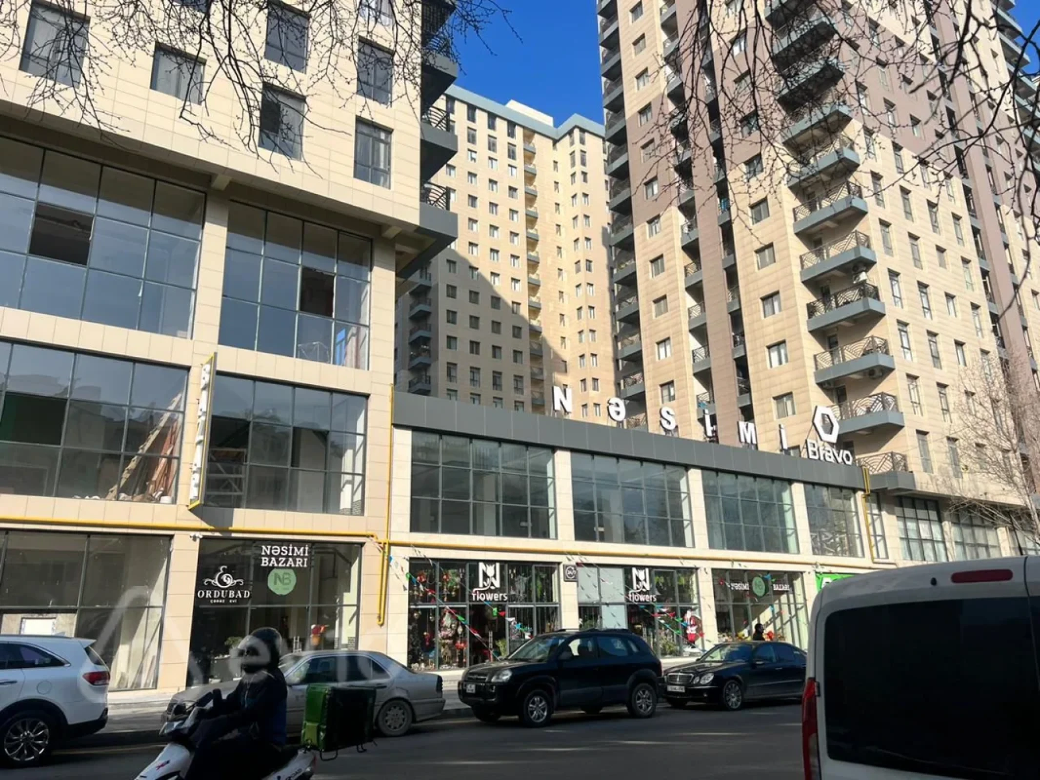 Kirayə verilir 2 otaqlı yeni tikili 65 m²