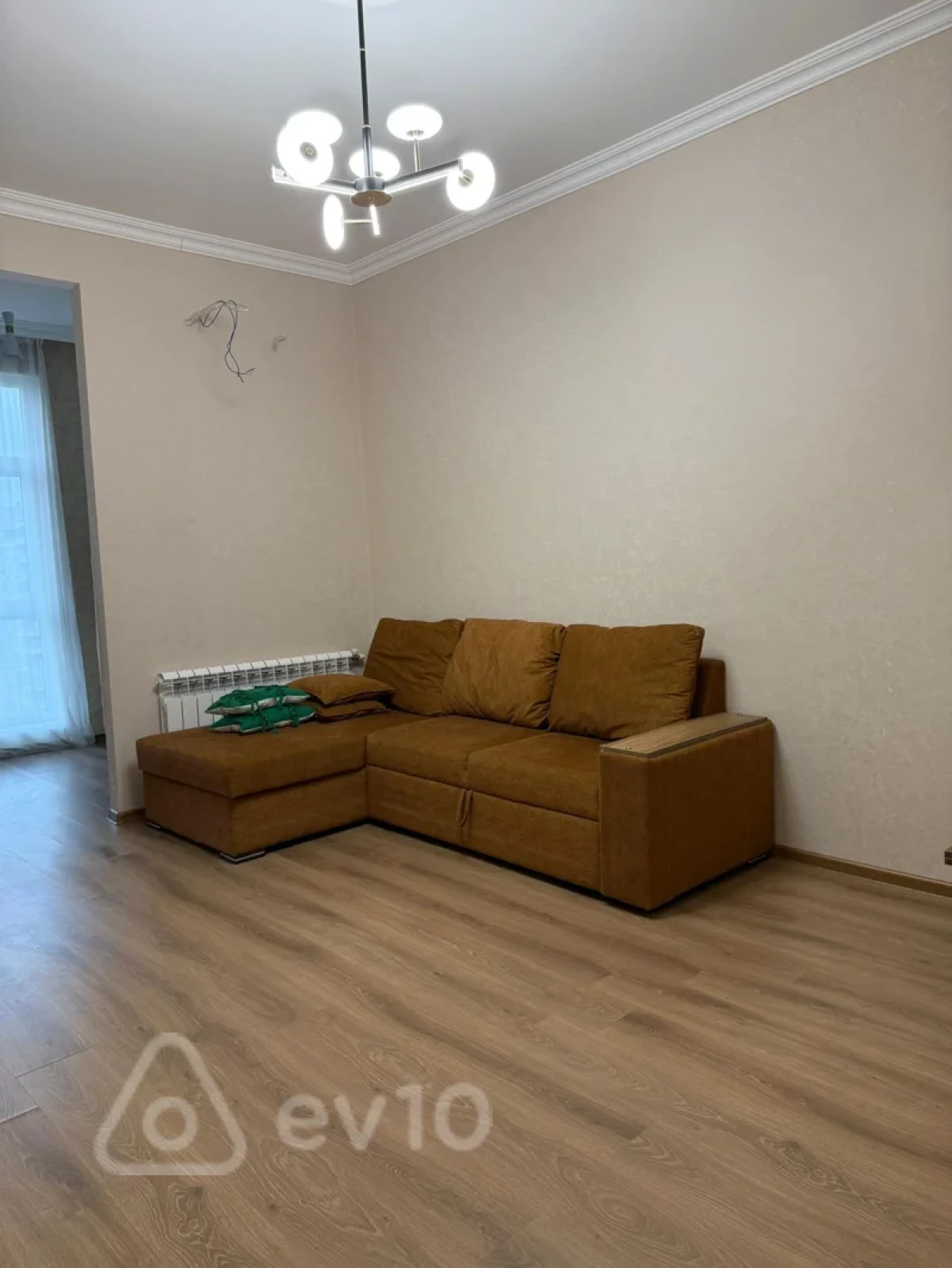 Kirayə verilir 2 otaqlı yeni tikili 65 m²