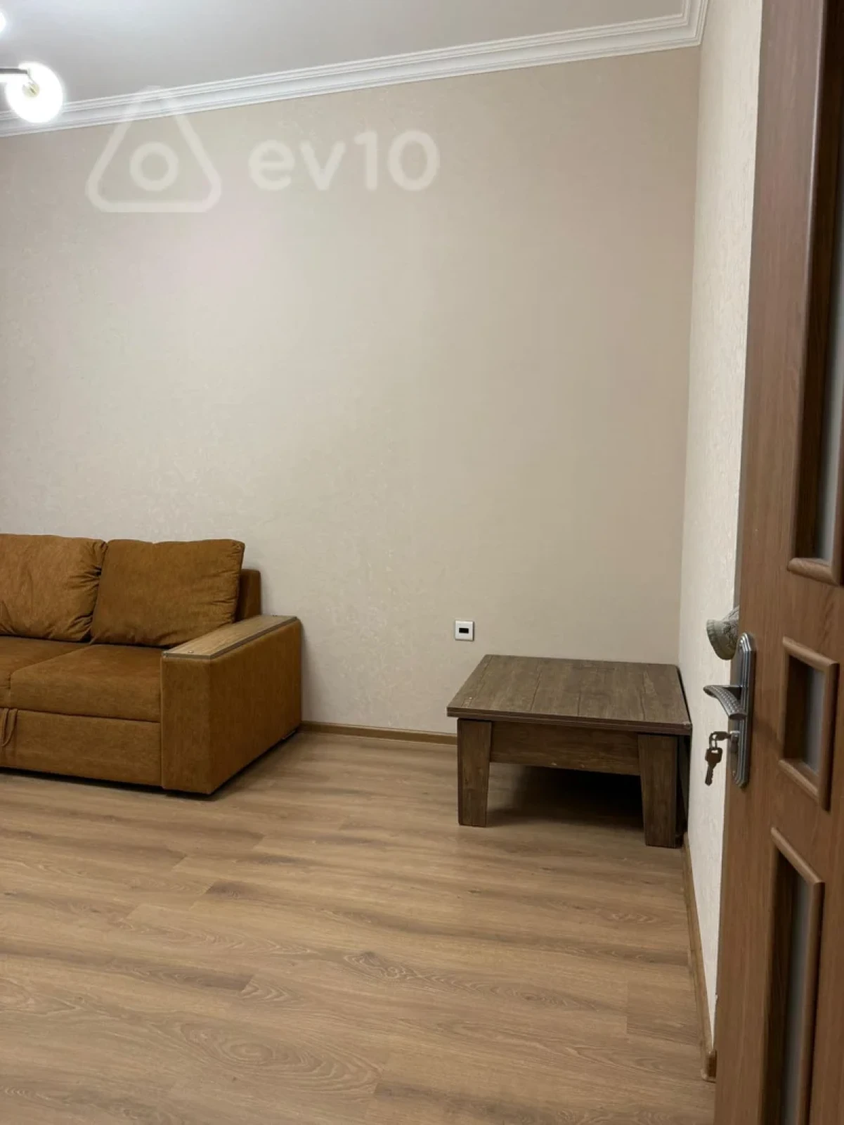 Kirayə verilir 2 otaqlı yeni tikili 65 m²