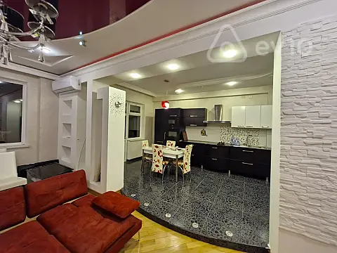 Kirayə verilir 3 otaqlı yeni tikili 100 m²