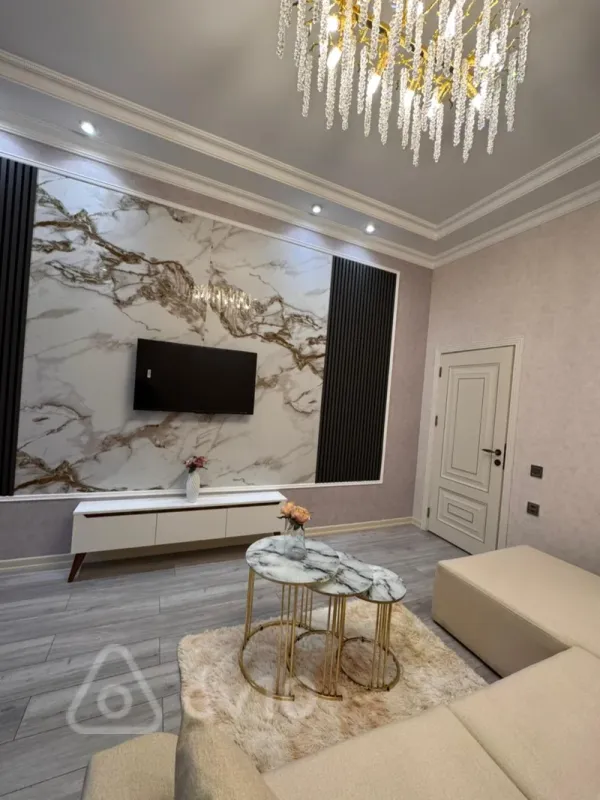 Kirayə verilir 2 otaqlı yeni tikili 75 m²