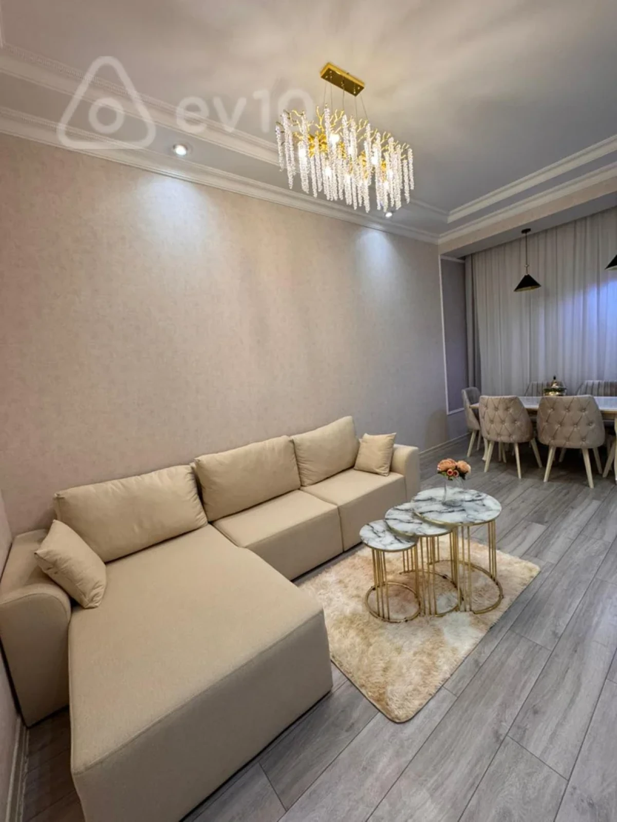 Kirayə verilir 2 otaqlı yeni tikili 75 m²