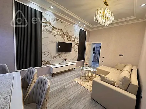Kirayə verilir 2 otaqlı yeni tikili 75 m²
