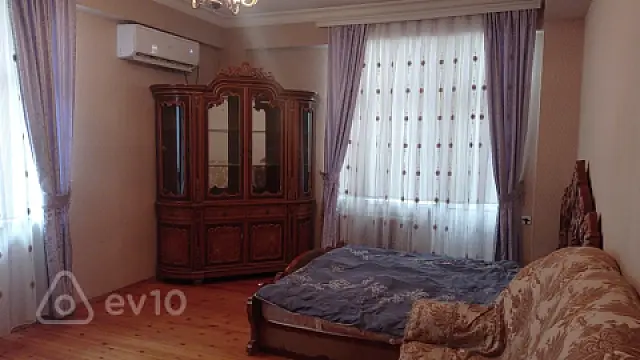 Kirayə verilir 2 otaqlı yeni tikili 73 m²