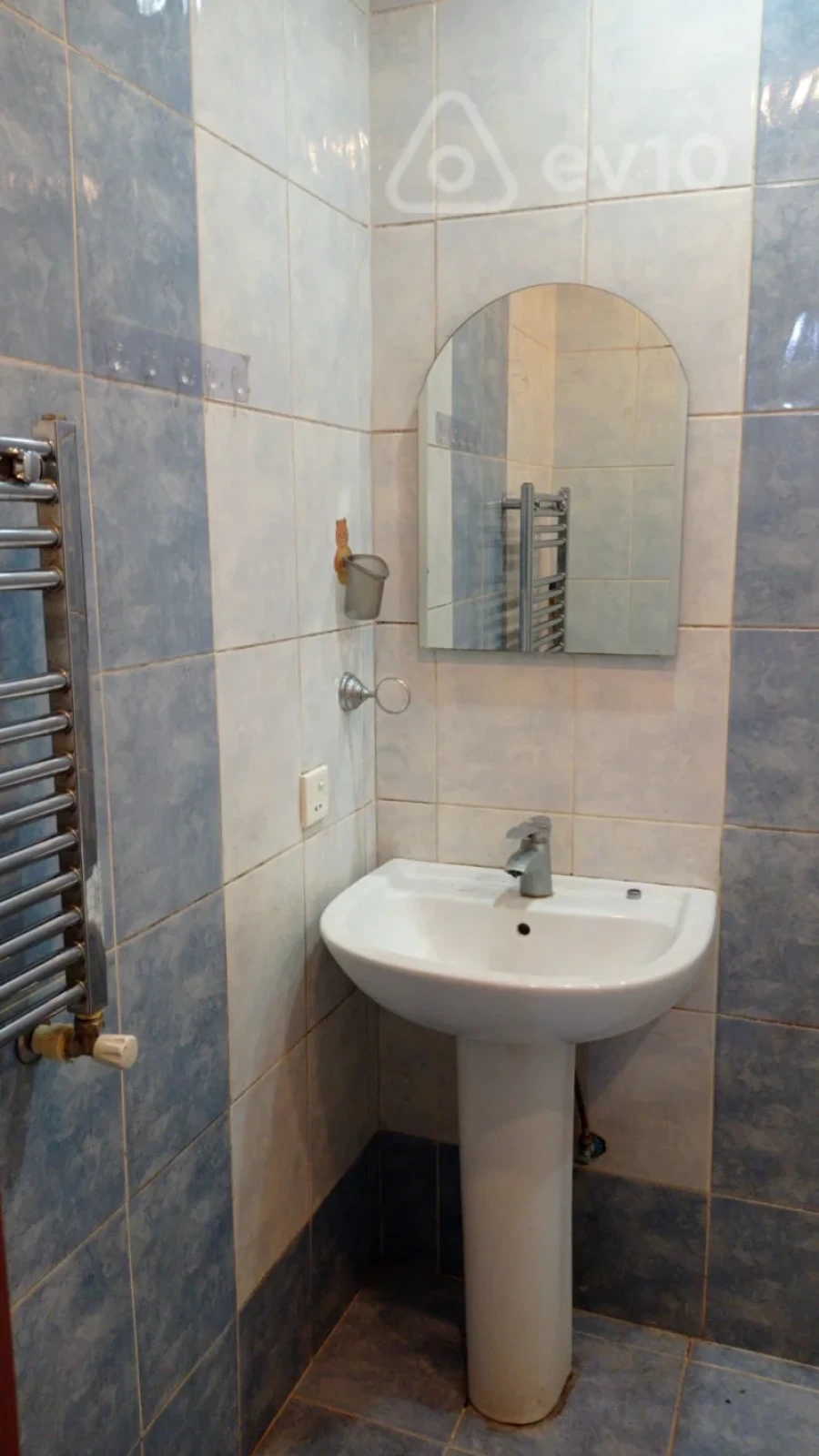 Kirayə verilir 2 otaqlı yeni tikili 73 m²
