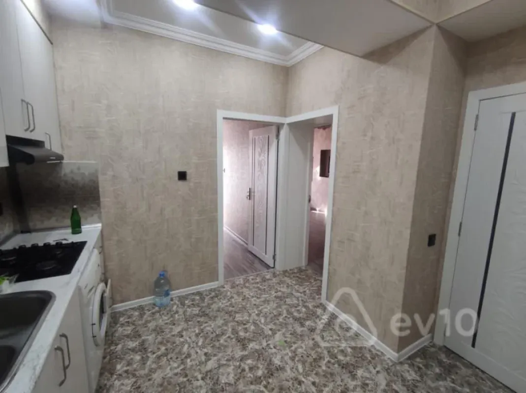 Kirayə verilir 2 otaqlı yeni tikili 62 m²