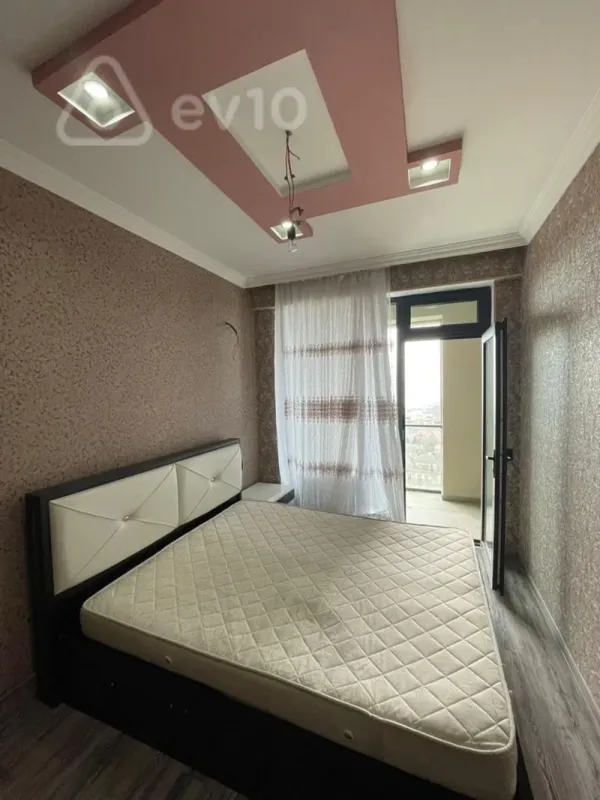 Kirayə verilir 2 otaqlı yeni tikili 62 m²