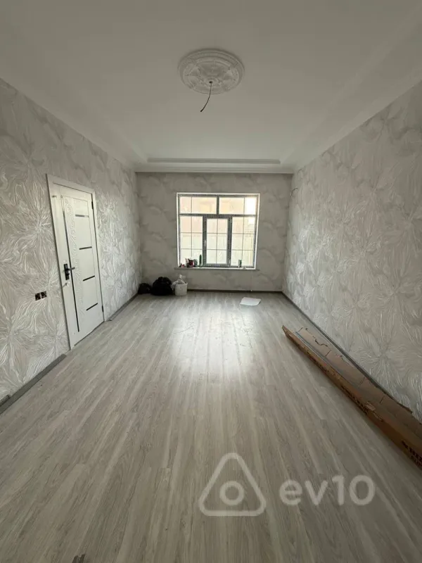 Satılır 4 otaqlı həyət evi 138 m²