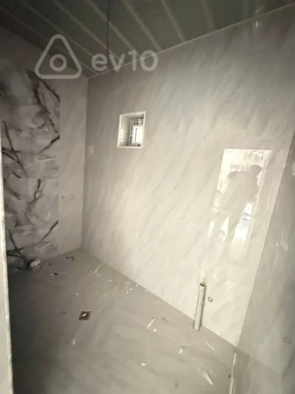 Satılır 4 otaqlı həyət evi 138 m²