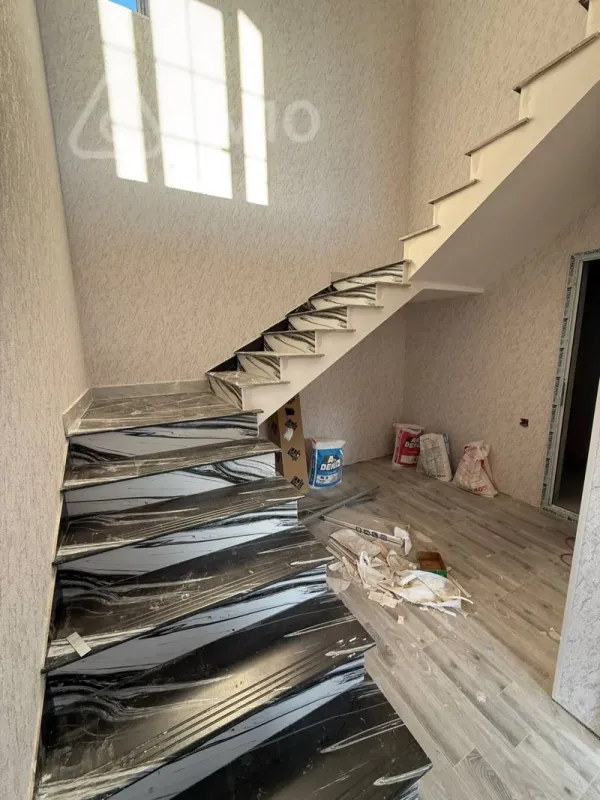 Satılır 4 otaqlı həyət evi 138 m²