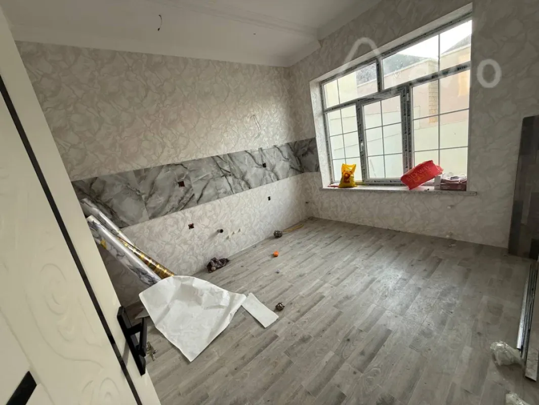 Satılır 4 otaqlı həyət evi 138 m²