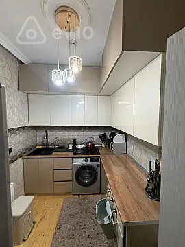 Satılır 2 otaqlı köhnə tikili 55 m²