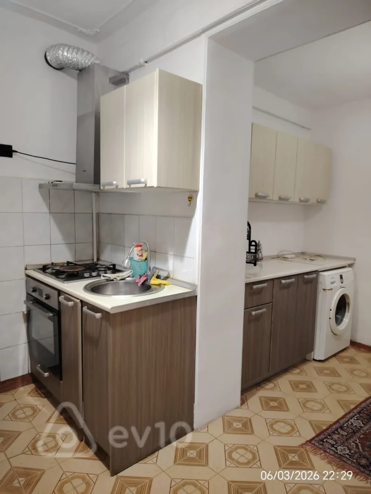 Kirayə verilir 3 otaqlı köhnə tikili 75 m²