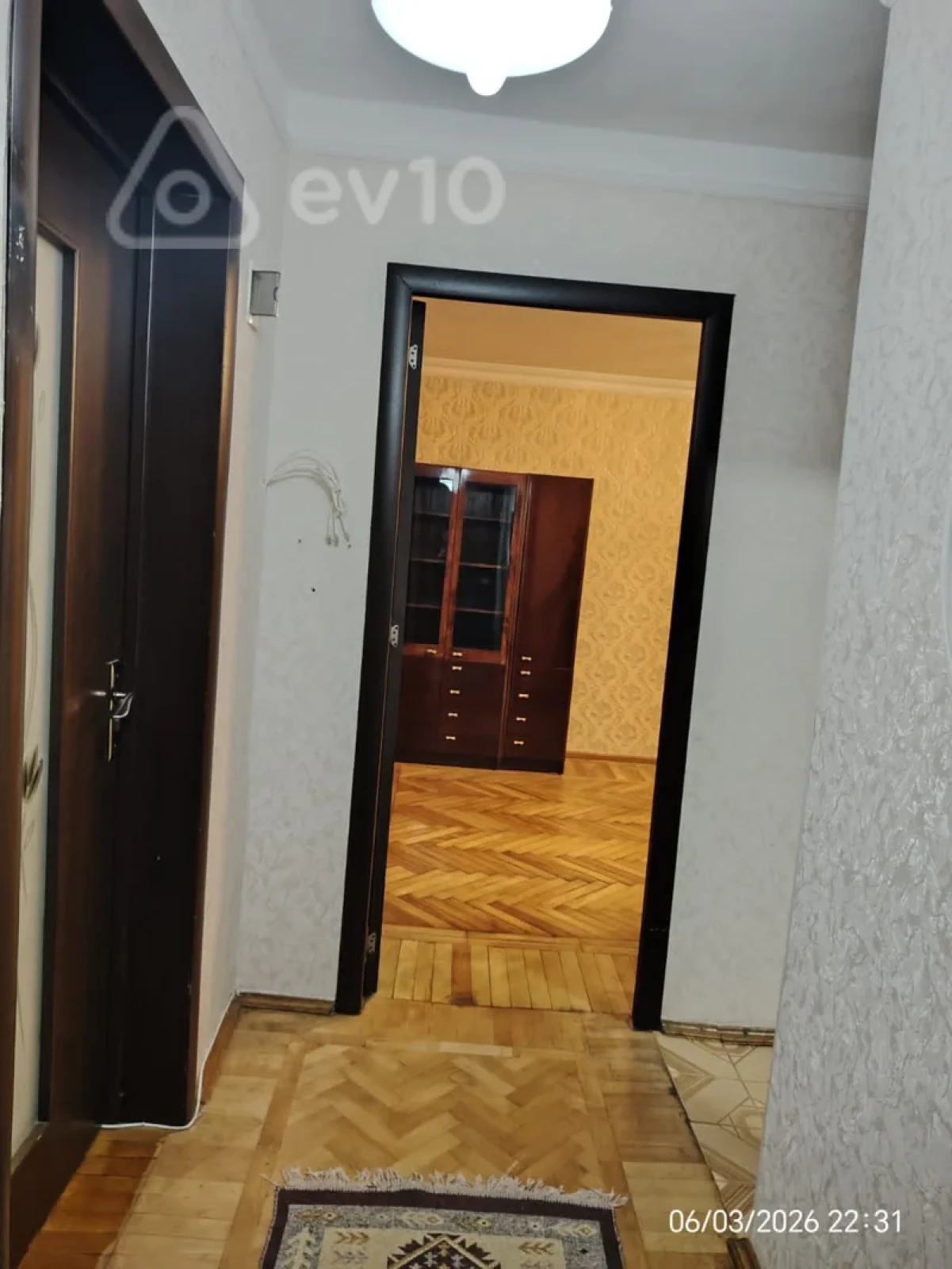 Kirayə verilir 3 otaqlı köhnə tikili 75 m²