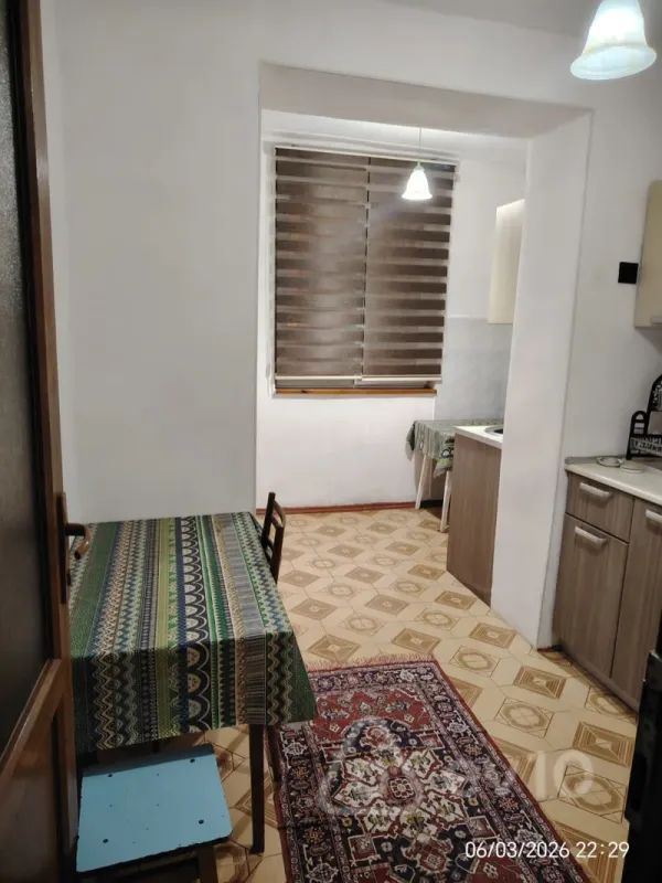 Kirayə verilir 3 otaqlı köhnə tikili 75 m²