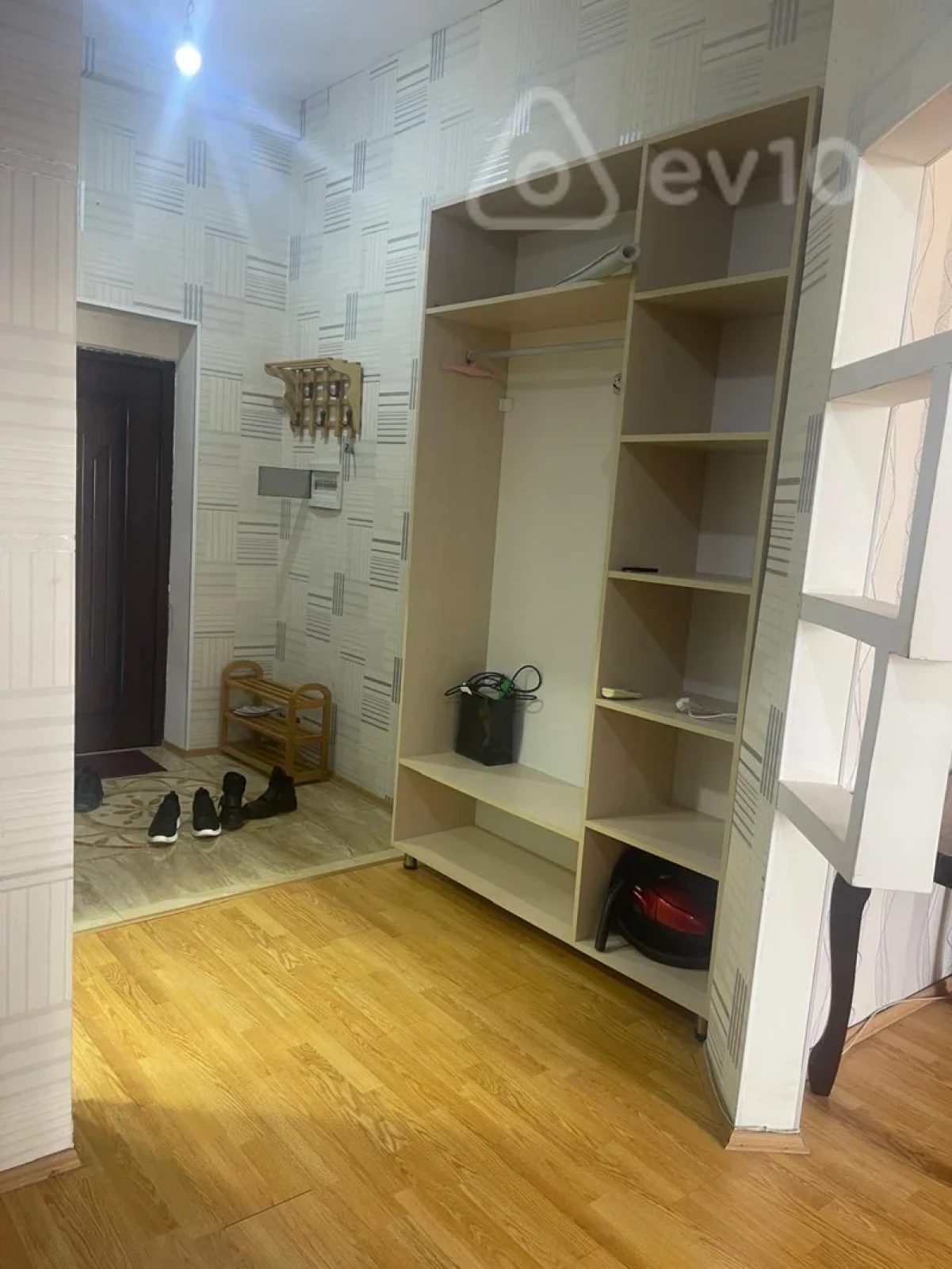 Kirayə verilir 2 otaqlı yeni tikili 70 m²