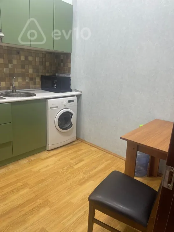 Kirayə verilir 2 otaqlı yeni tikili 70 m²
