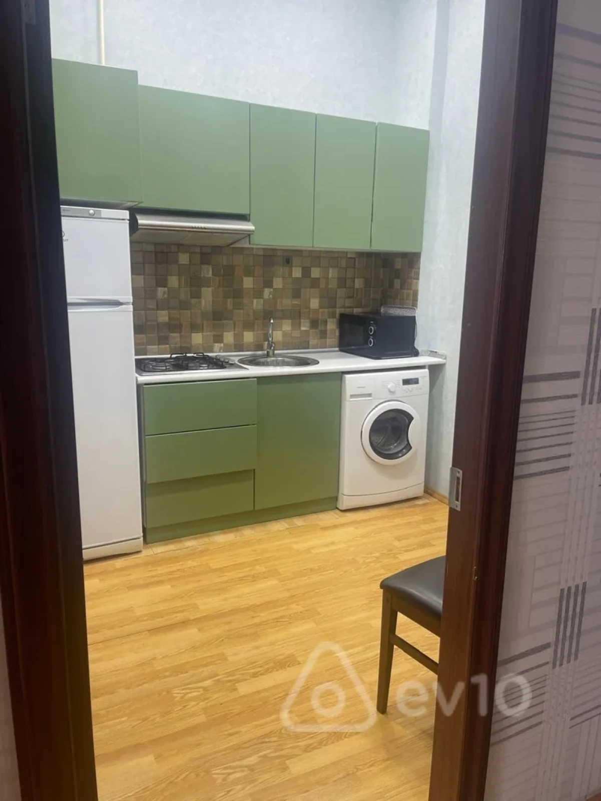 Kirayə verilir 2 otaqlı yeni tikili 70 m²