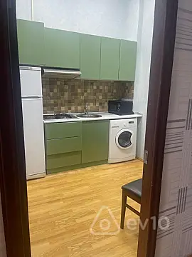 Kirayə verilir 2 otaqlı yeni tikili 70 m²