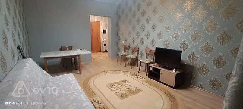 Kirayə verilir 2 otaqlı yeni tikili 52 m²