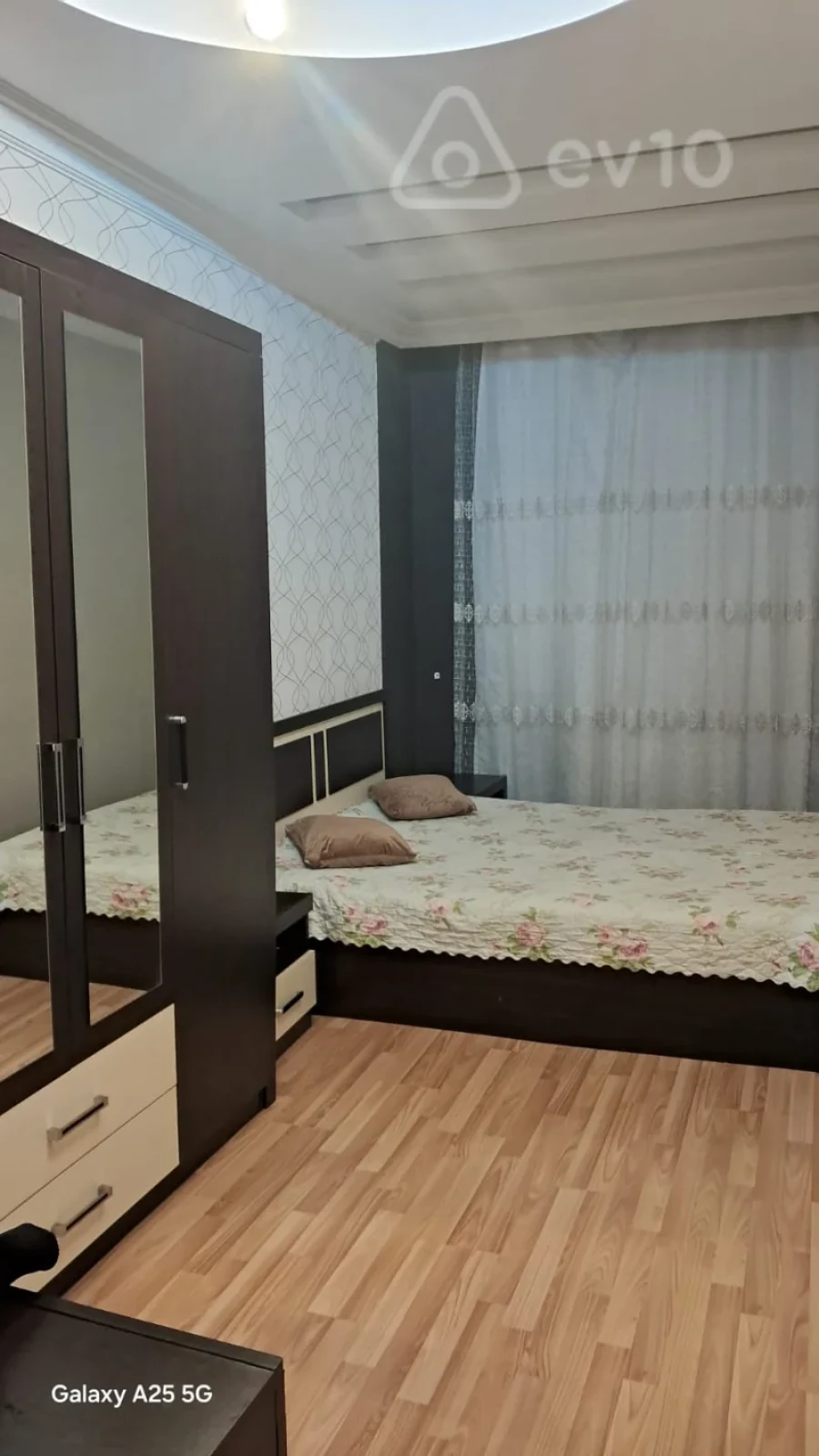 Kirayə verilir 2 otaqlı köhnə tikili 55 m²