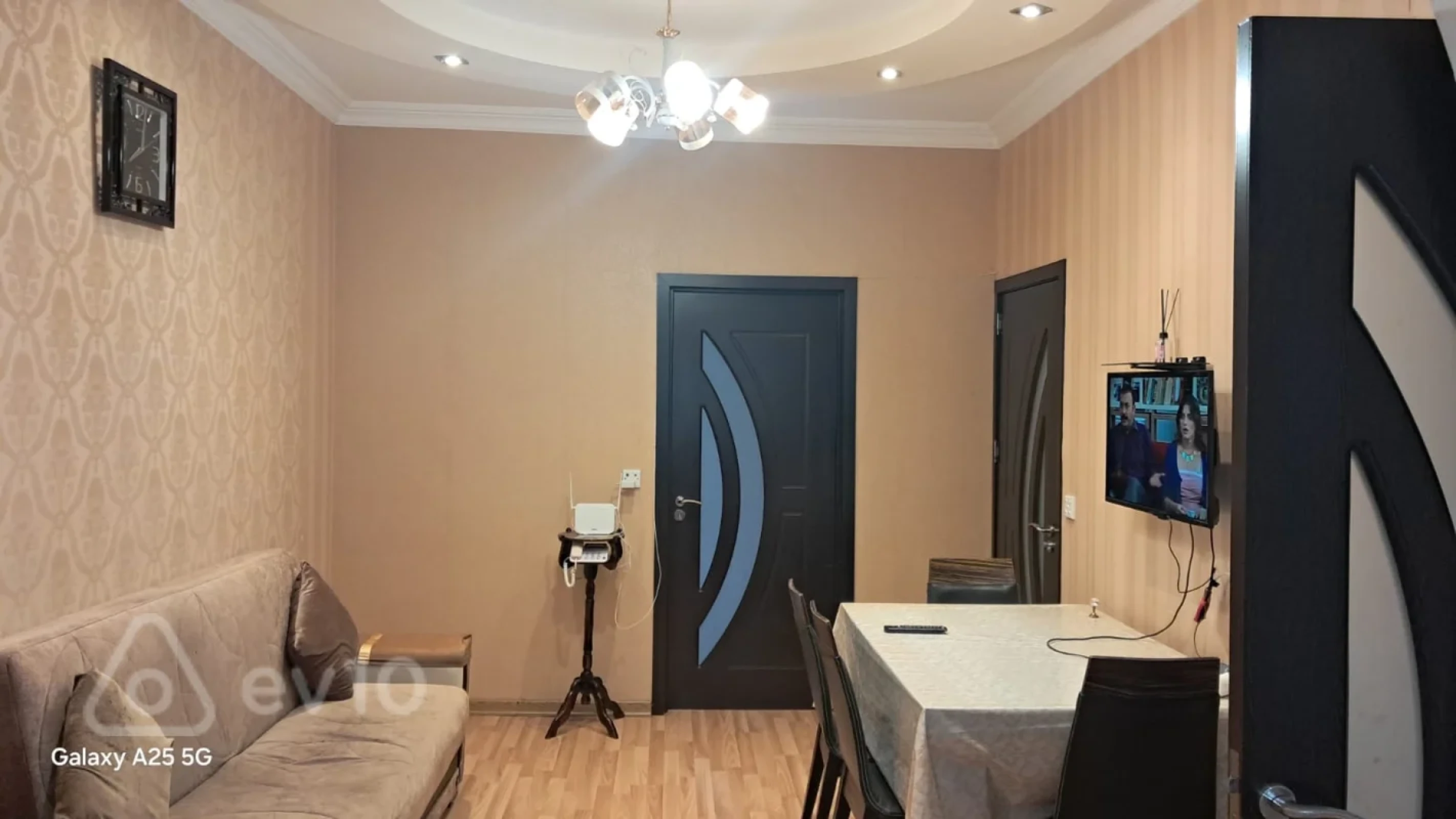 Kirayə verilir 2 otaqlı köhnə tikili 55 m²