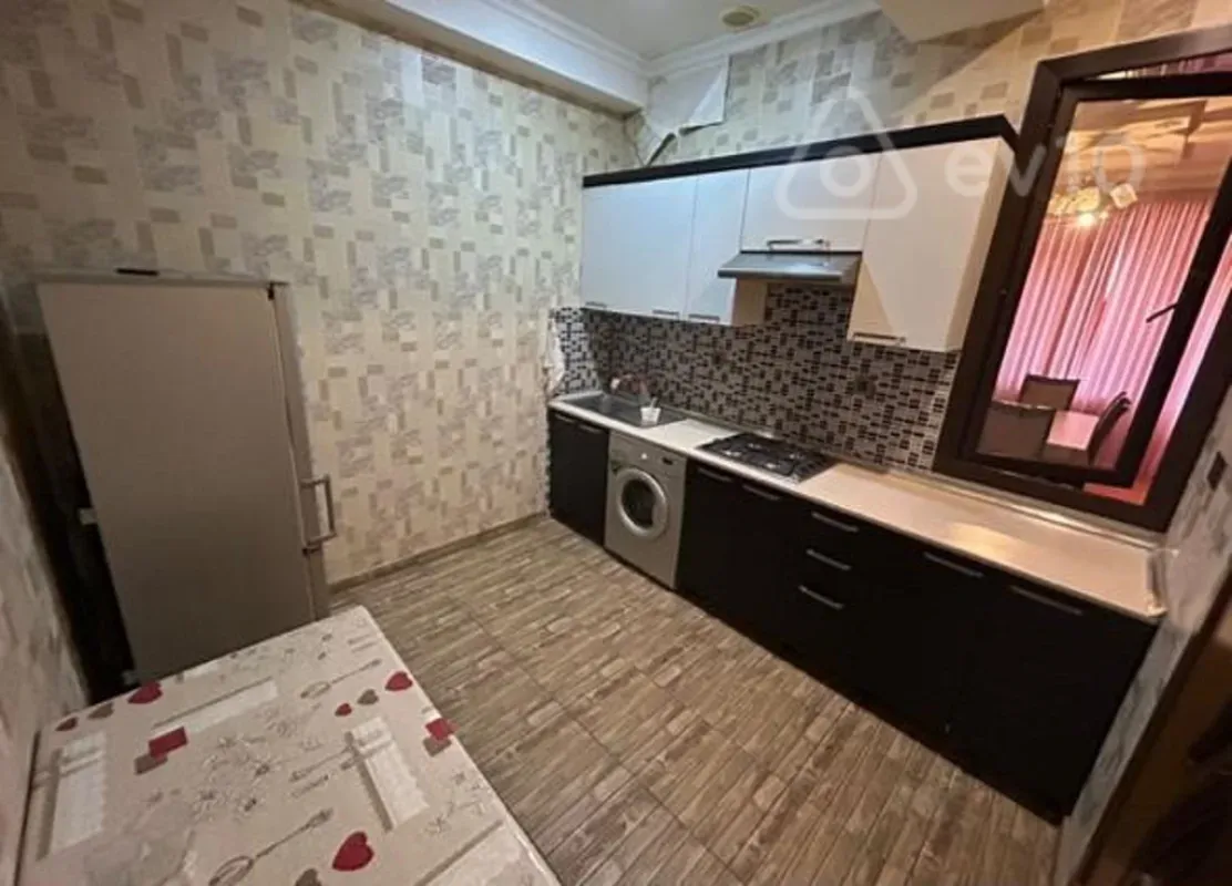Kirayə verilir 2 otaqlı yeni tikili 63 m²