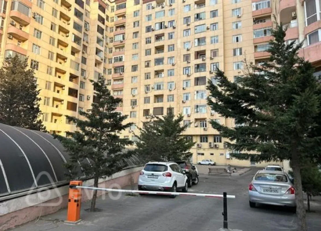 Kirayə verilir 2 otaqlı yeni tikili 63 m²