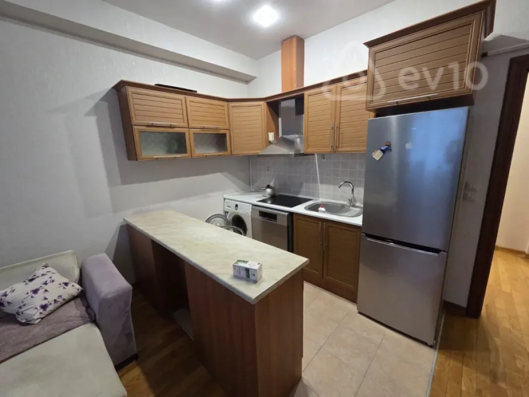 Kirayə verilir 2 otaqlı yeni tikili 60 m²