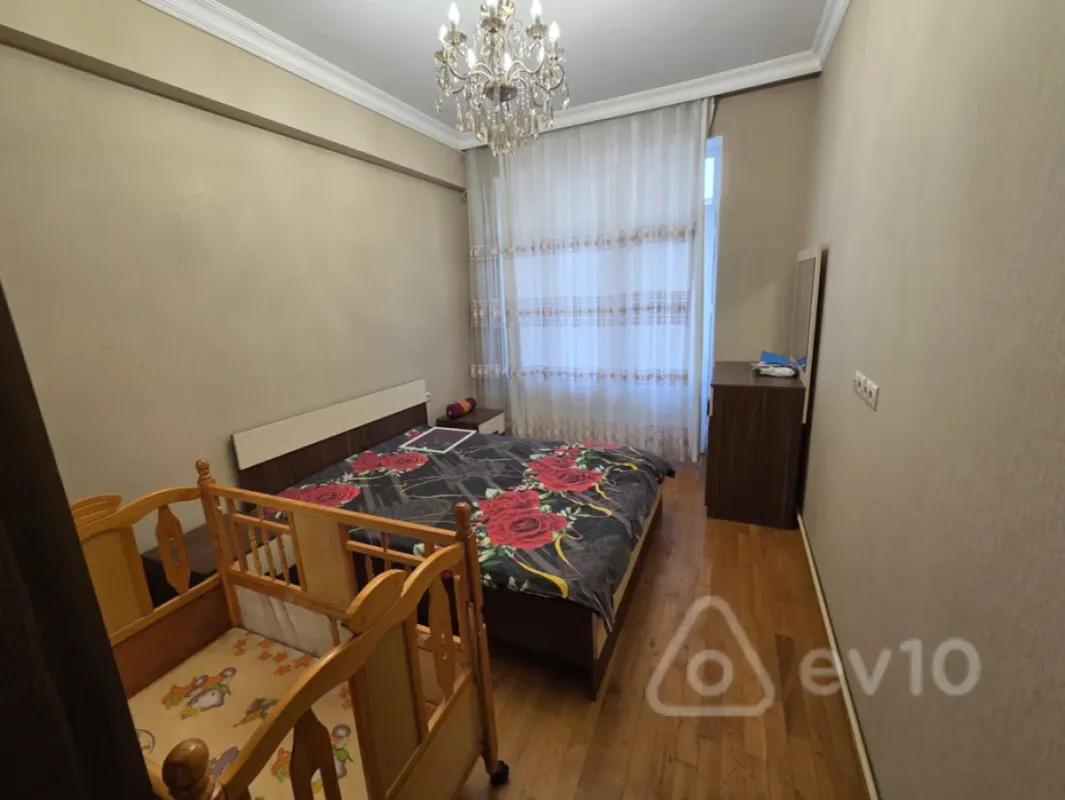 Kirayə verilir 2 otaqlı yeni tikili 60 m²