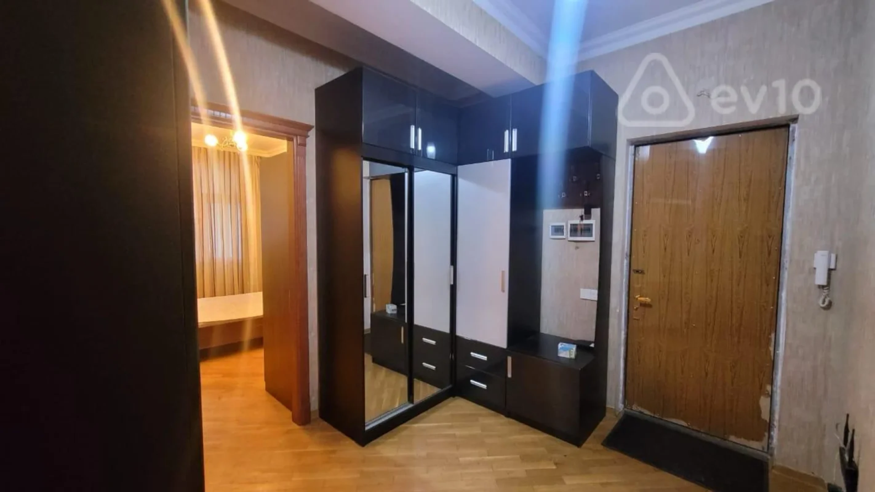 Kirayə verilir 2 otaqlı yeni tikili 55 m²