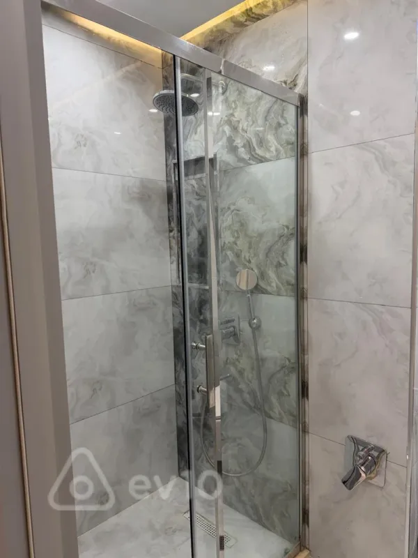 Kirayə verilir 2 otaqlı yeni tikili 91 m²