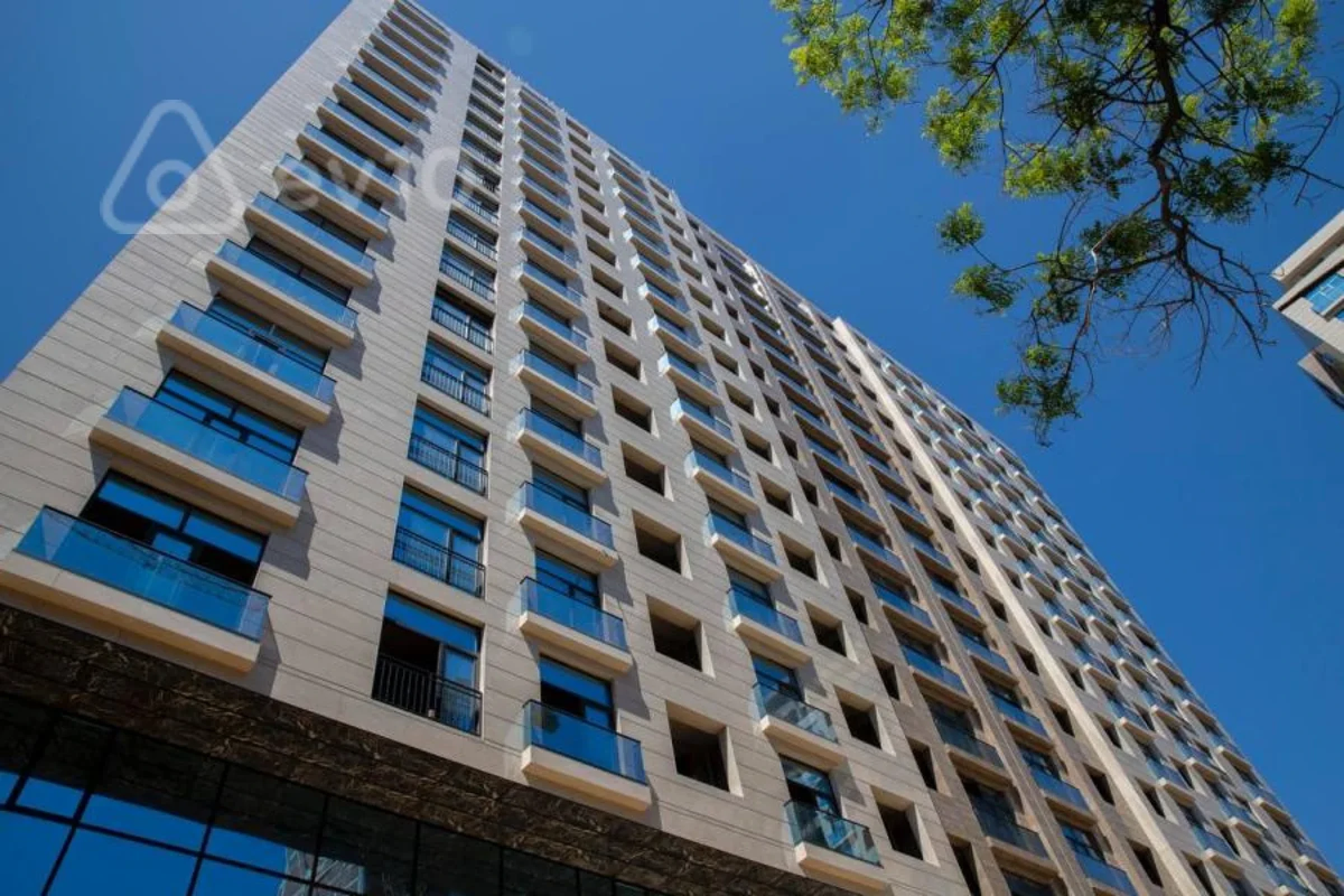 Kirayə verilir 2 otaqlı yeni tikili 91 m²