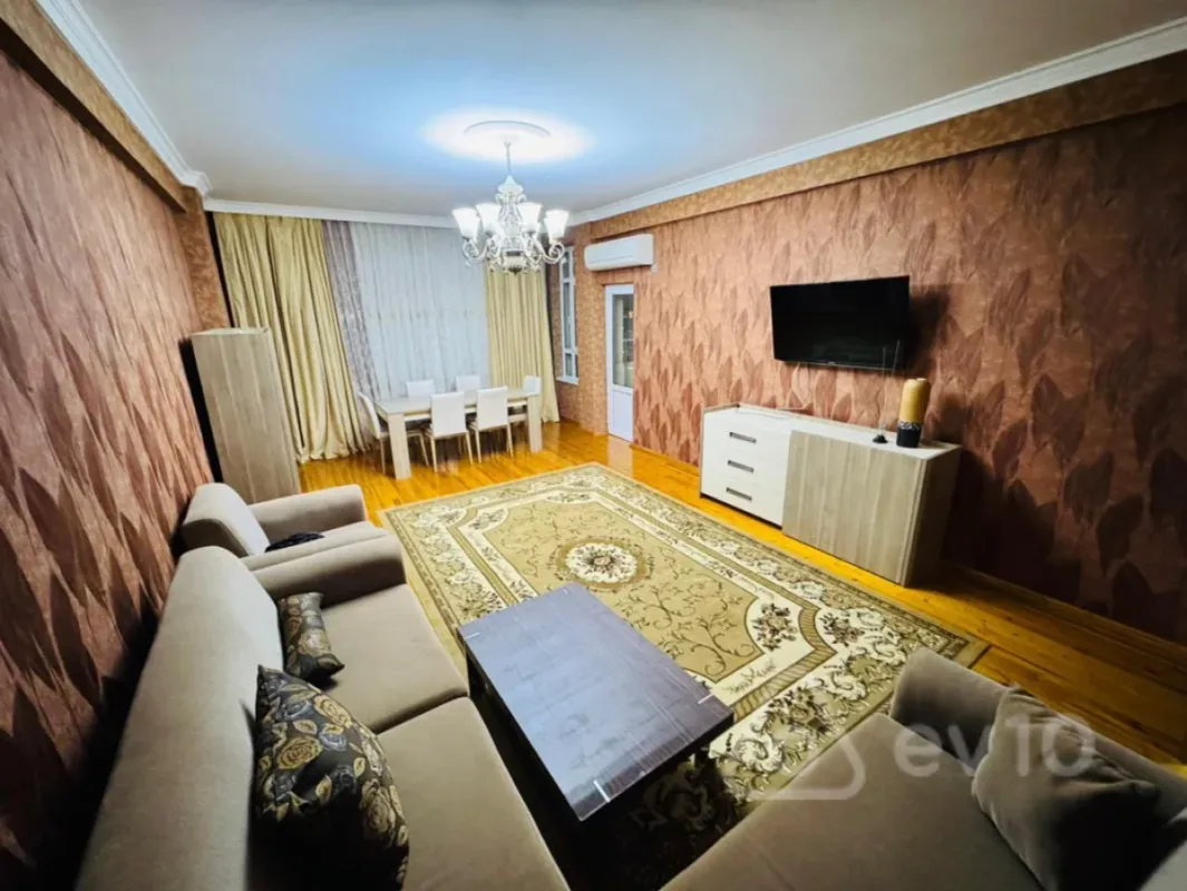 Kirayə verilir 3 otaqlı yeni tikili 130 m²