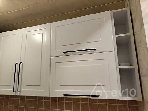 Kirayə verilir 2 otaqlı yeni tikili 96 m²