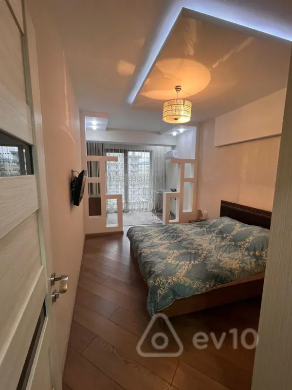 Kirayə verilir 2 otaqlı yeni tikili 87 m²