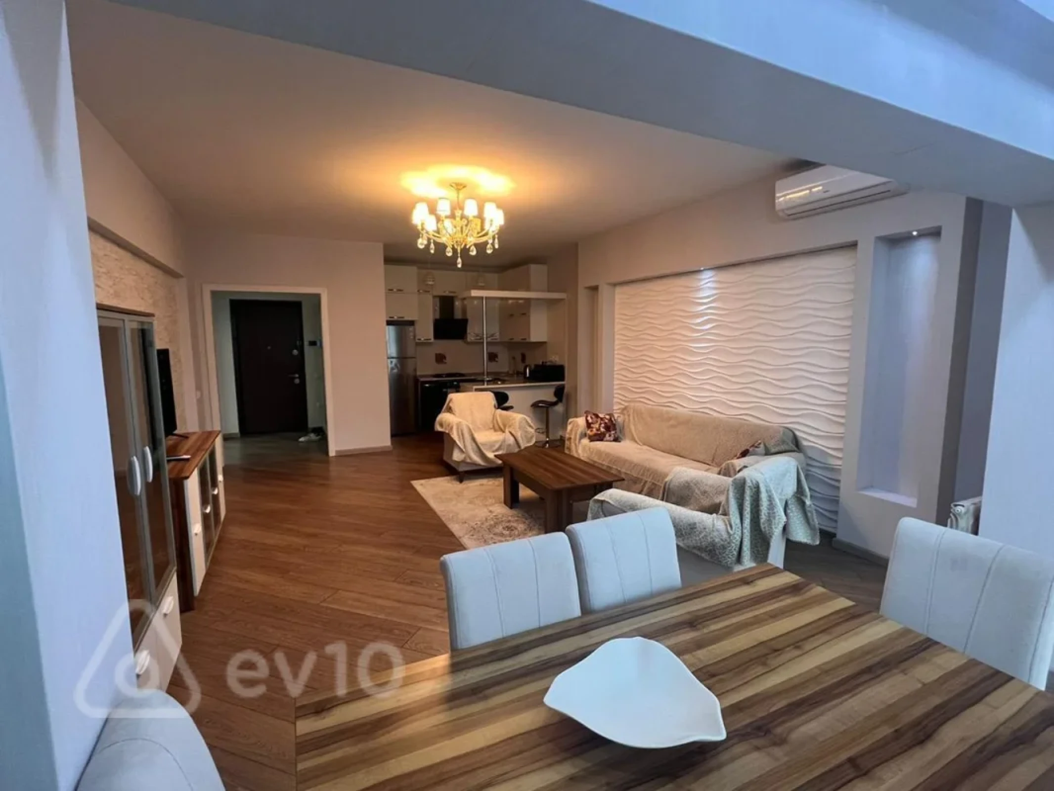 Kirayə verilir 2 otaqlı yeni tikili 87 m²