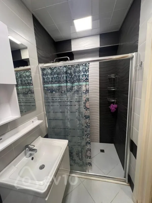 Kirayə verilir 2 otaqlı yeni tikili 87 m²